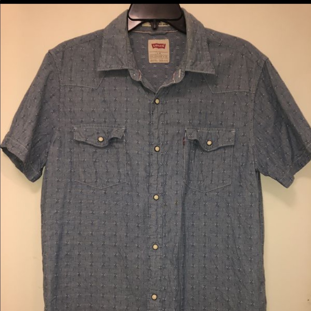 Men’s large Levi button up shirt gray